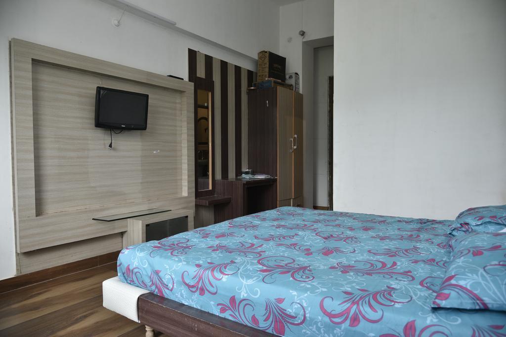 Hill Paradise Hotel Nagchala Exterior photo
